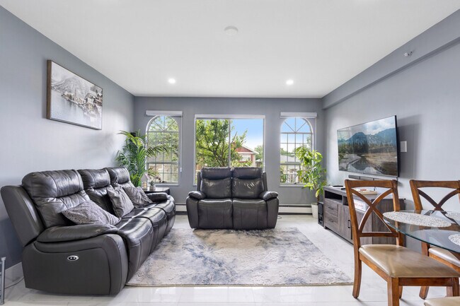 Photo du bâtiment - 1165 E 61st Ave