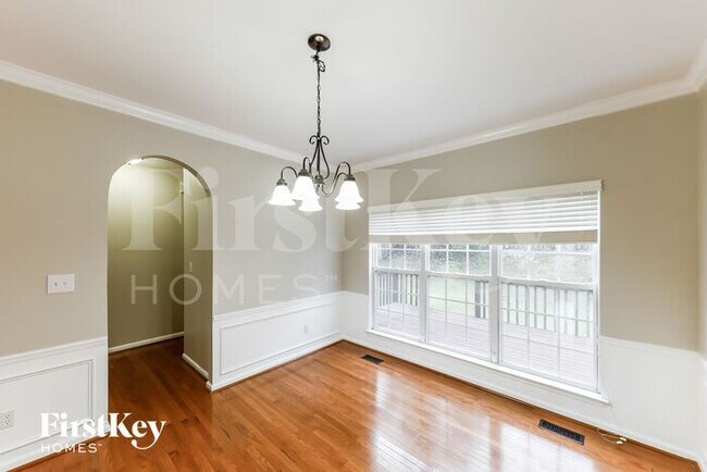 Building Photo - 3040 English Oaks Cir