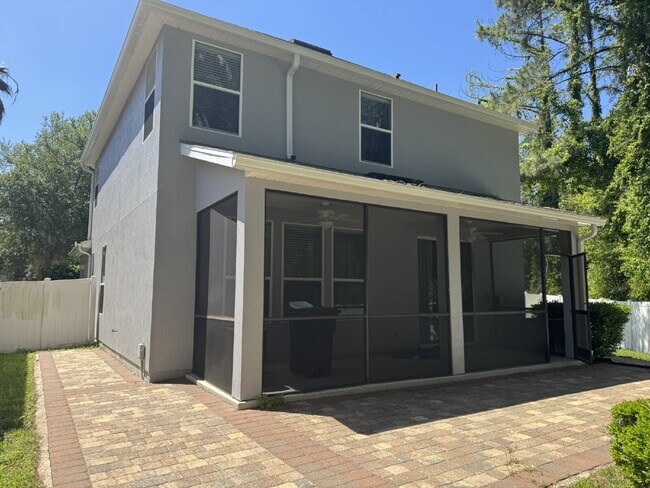 Foto del edificio - For Rent!!!!!  Spacious Living & Resort-Style Fun in Hamilton Glen!
