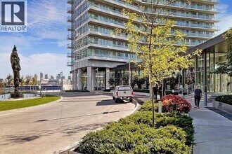 Building Photo - 117 McMahon Dr