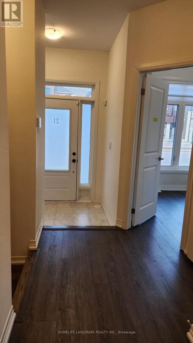 Building Photo - 21 Riley Reed Ln