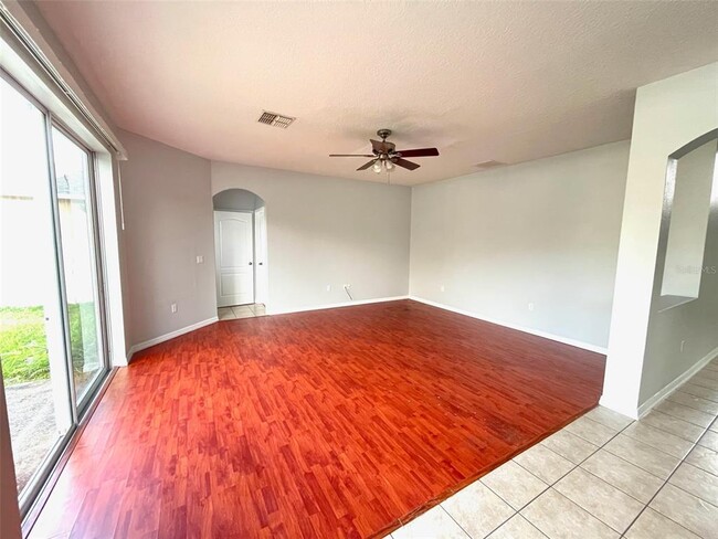 Building Photo - 445 Cortona Dr