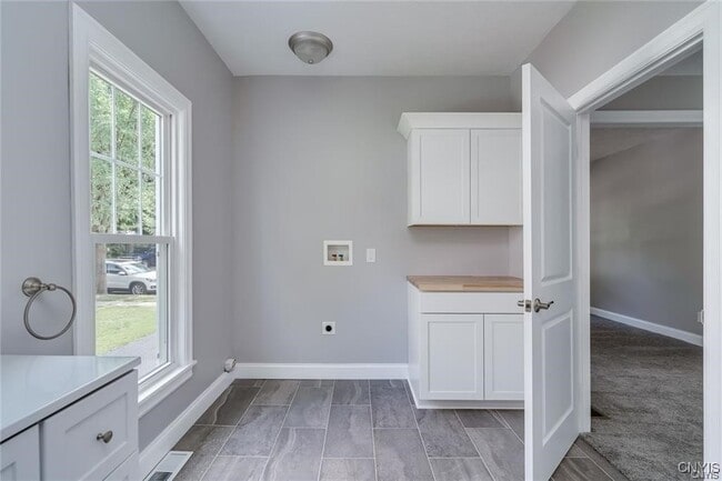 Building Photo - 137 St Mary St