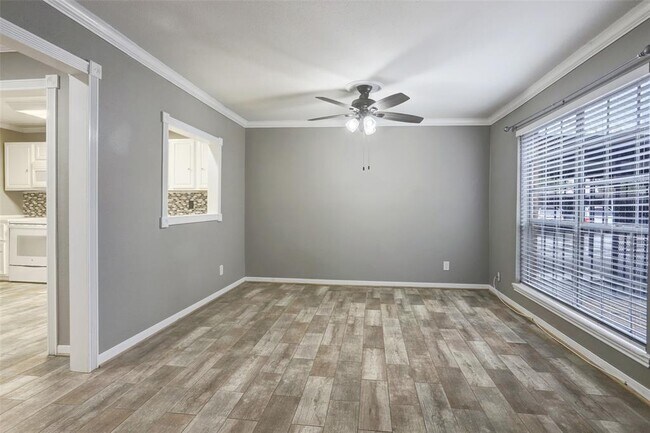 Foto del edificio - 11540 Chimney Rock Rd