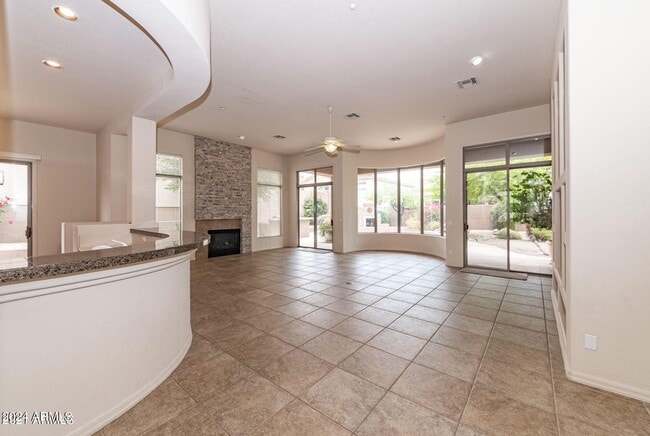 Building Photo - 11473 E Blanche Dr
