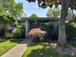 Building Photo - 2806 Santa Paula Ct