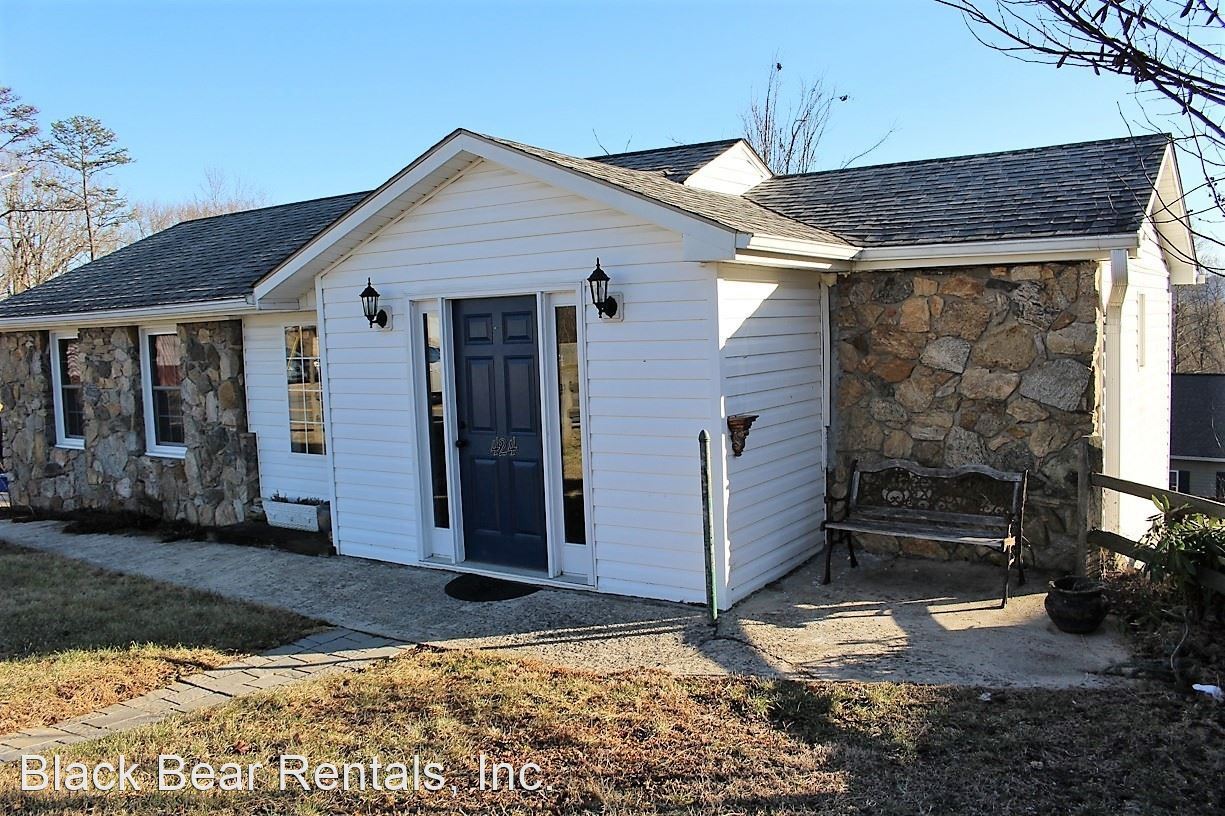 Primary Photo - 1 br, 2 bath House - 424 Deaverview Road