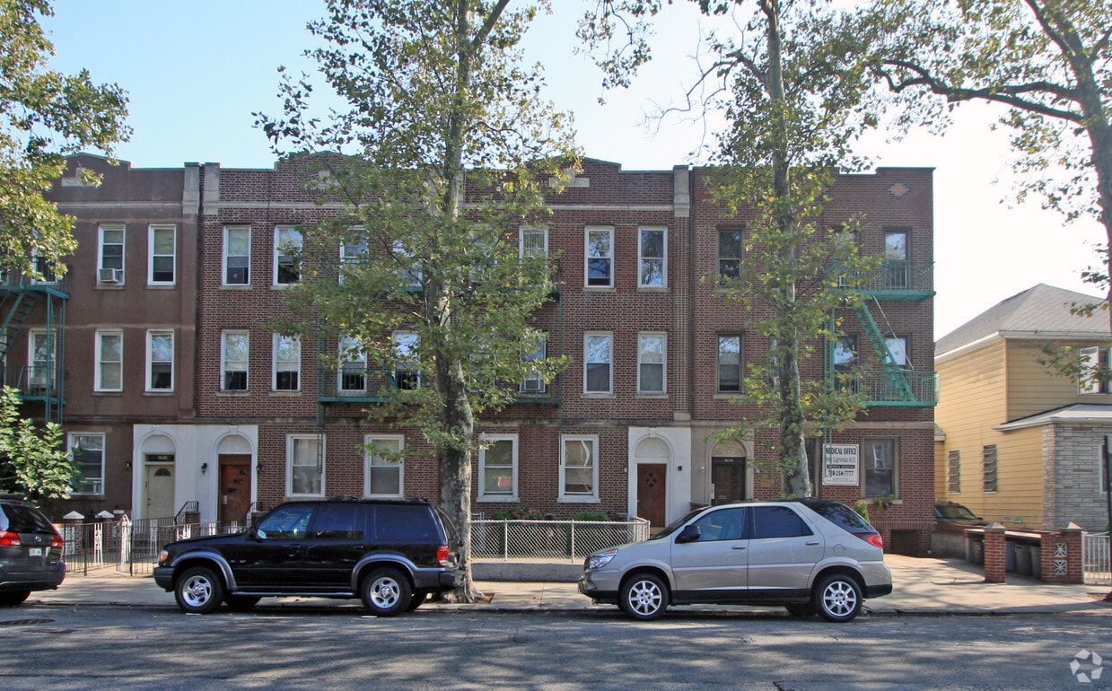 Foto del edificio - 1919 Bay Ridge Pky