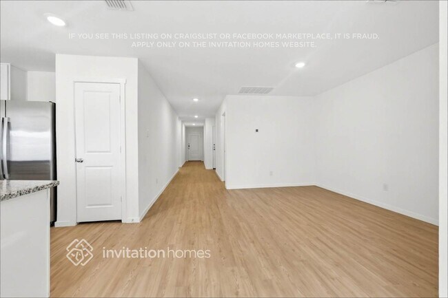 Foto del edificio - 5121 Hidden Treasure Ln