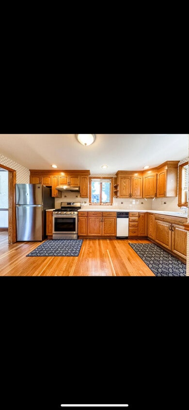 Primary Photo - 235 Ashcroft Rd