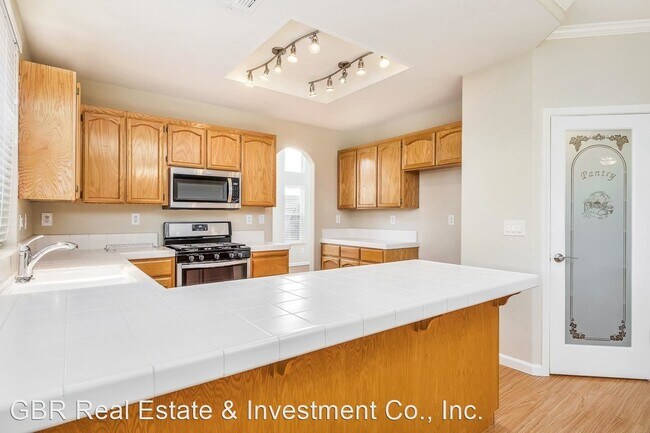 Building Photo - 4 br, 2.5 bath House - 145 Lembi Drive