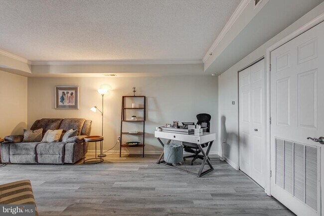 Foto del edificio - 3101 N Hampton Dr