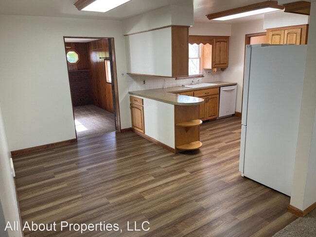 Building Photo - 4 br, 2 bath House - 2432 26th Avenue