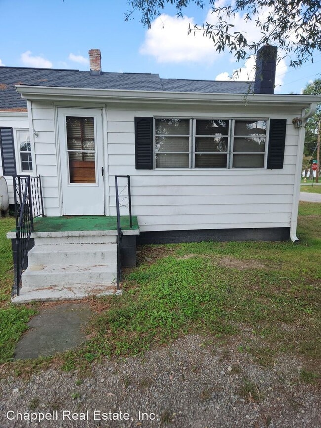 Building Photo - 3 br, 1 bath House - 1506 Baxter Rd.