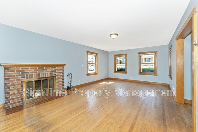 Foto del edificio - 826 Summit Ave