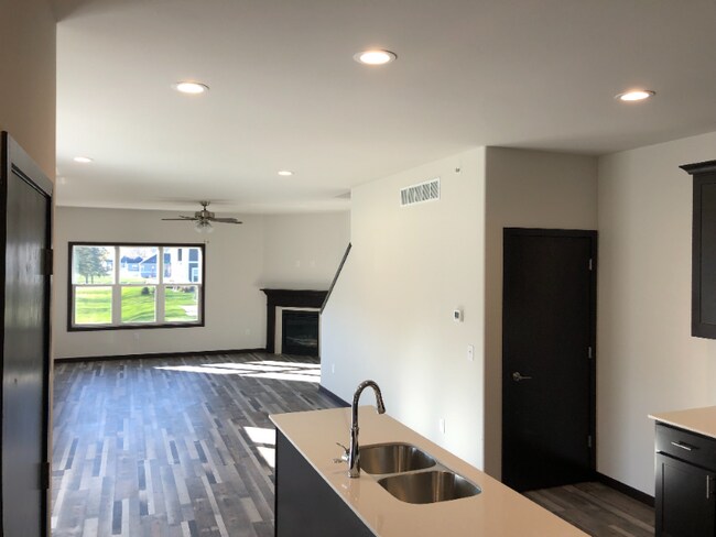 Foto del edificio - 4349 Eagle Ridge Ln