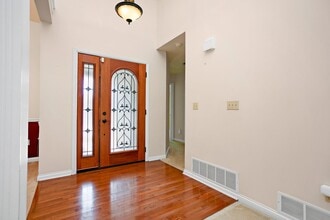 Building Photo - 415 Nevis Dr