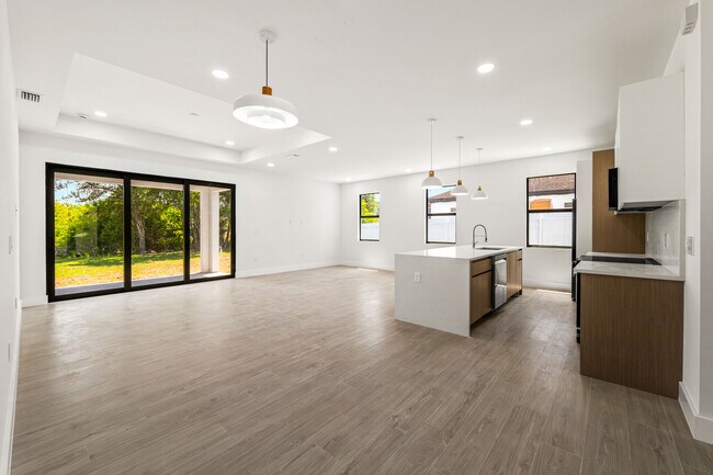 Foto del edificio - 3203 18th St W