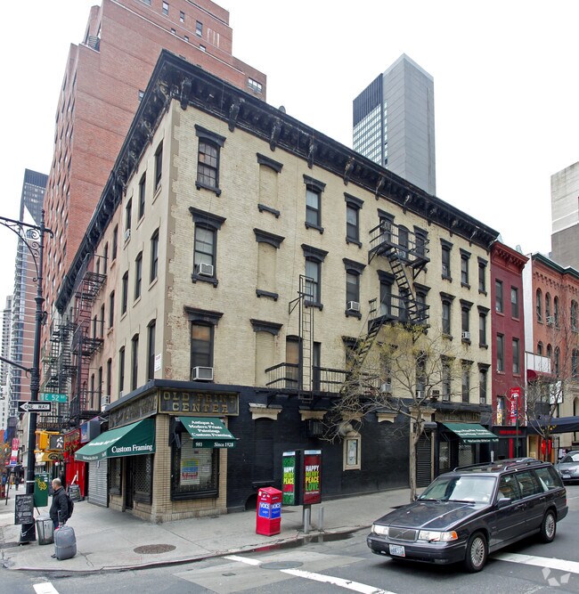 Foto principal - 981 Second Ave