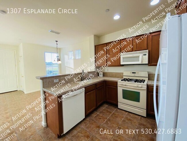 Foto del edificio - 1307 Esplanade Cir