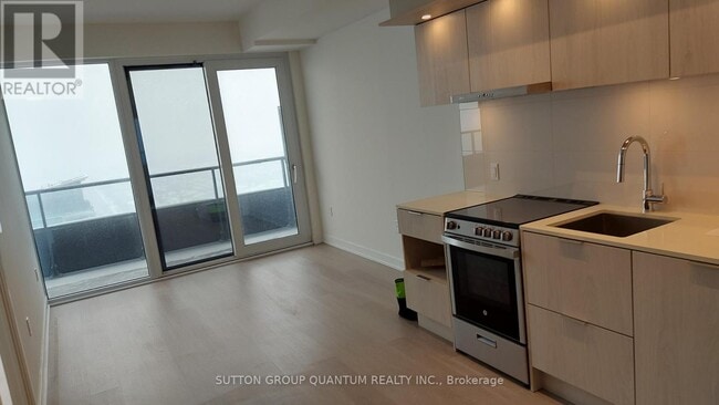 Photo du bâtiment - 448 Burnhamthorpe Rd W