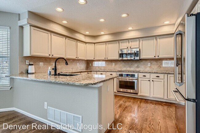 Building Photo - 3 br, 3 bath House - 10255 Alexa Lane