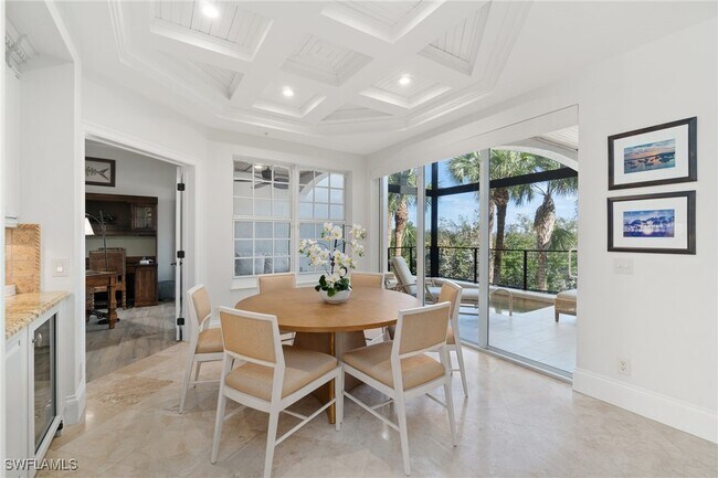 Foto del edificio - 25941 Hickory Blvd