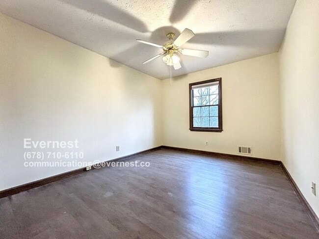 Building Photo - 316 Scarlett Ln