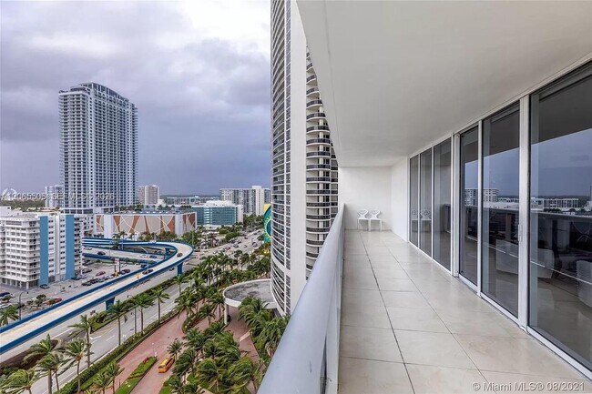 Foto del edificio - 1830 S Ocean Dr