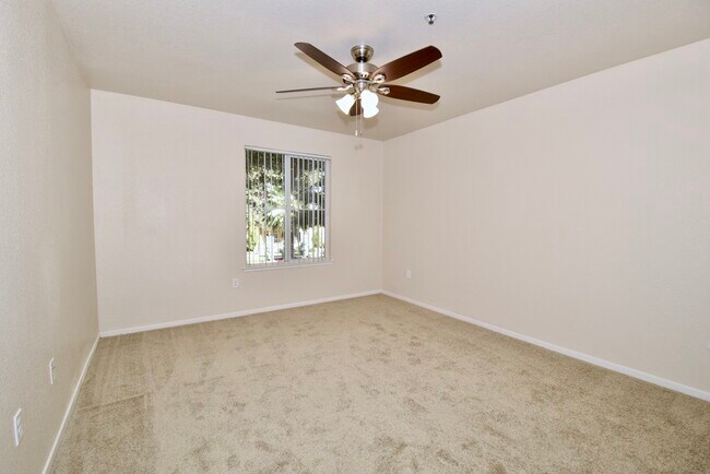 Foto del edificio - Tuscaro Apartment Homes