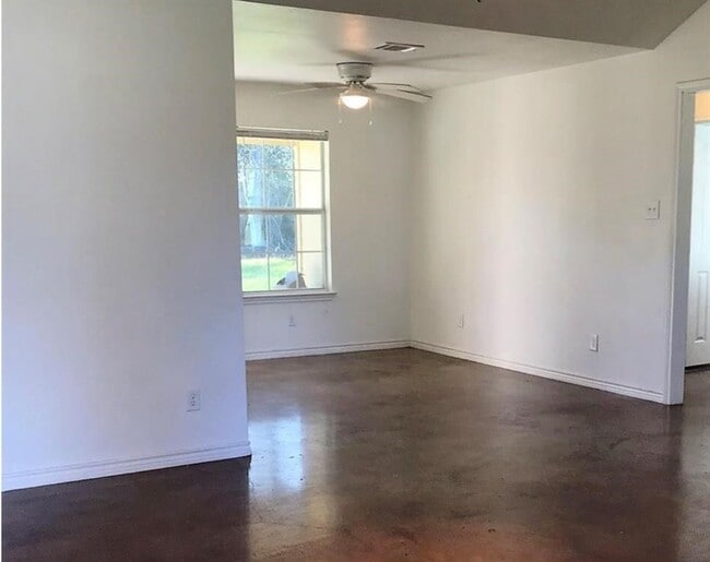 Foto del edificio - 90 County Rd 2269