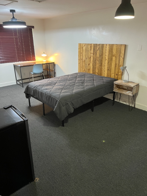 Primary Photo - 4213 N Westview Dr