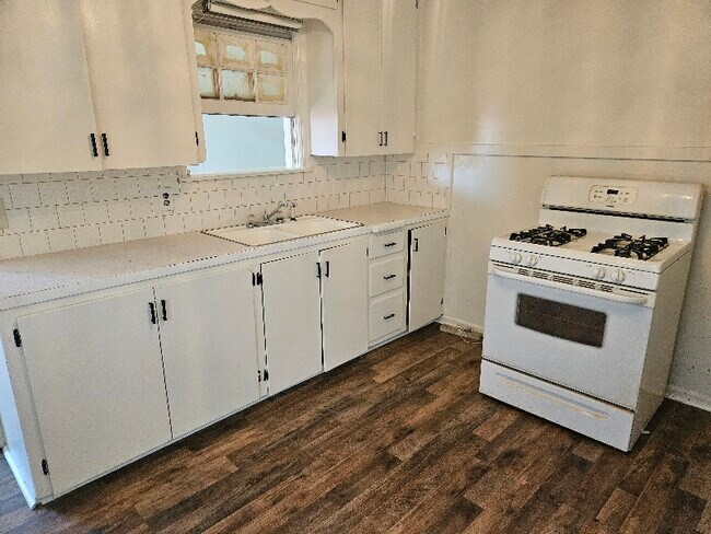 Foto del edificio - 4703 E Latimer Pl