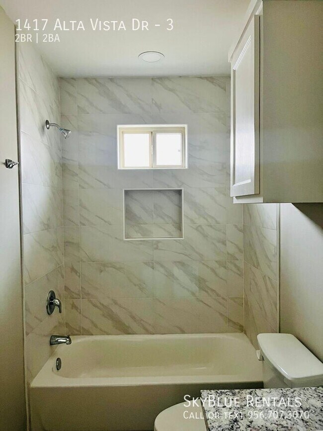 Foto del edificio - 1417 Alta Vista Dr