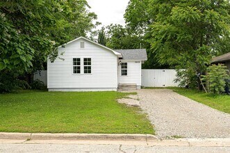 Building Photo - 3609 NW 13th St