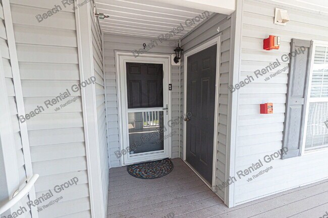Foto del edificio - 4850 Meadowsweet Dr