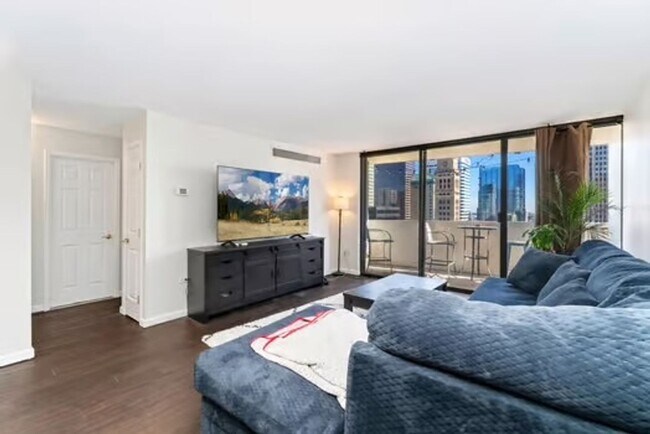 Foto del edificio - 2 Bedroom Condo in Denver