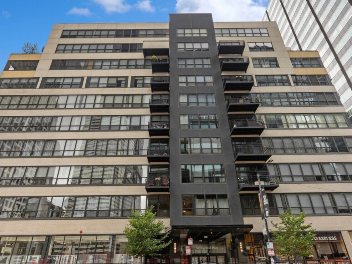 Primary Photo - 130 S Canal St