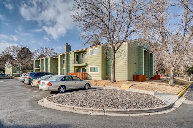 Building Photo - 2260 E Geddes Ave