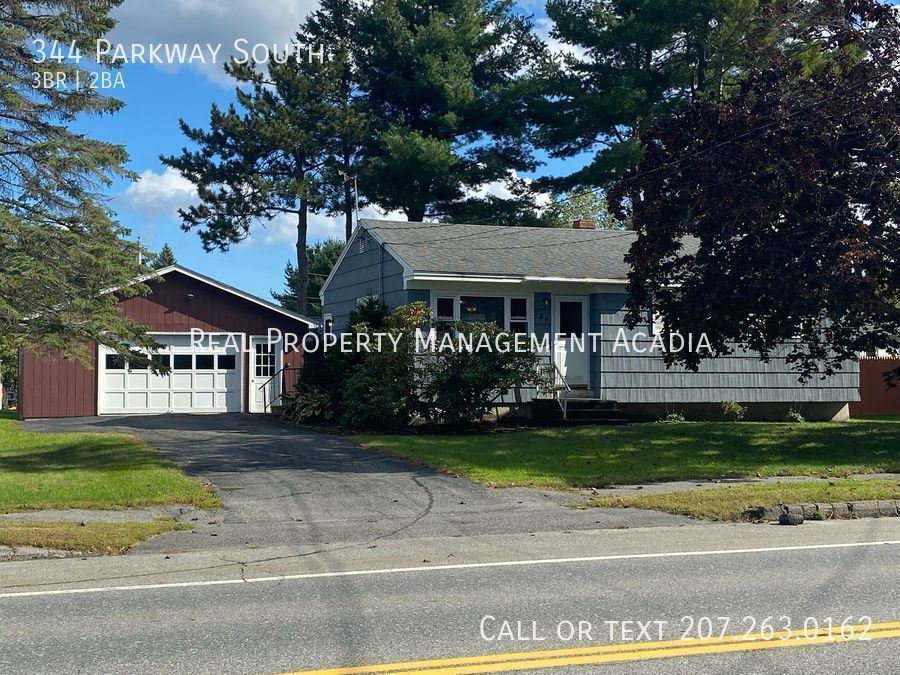 Primary Photo - 3 Bed, 1 Bath Single Family Home.