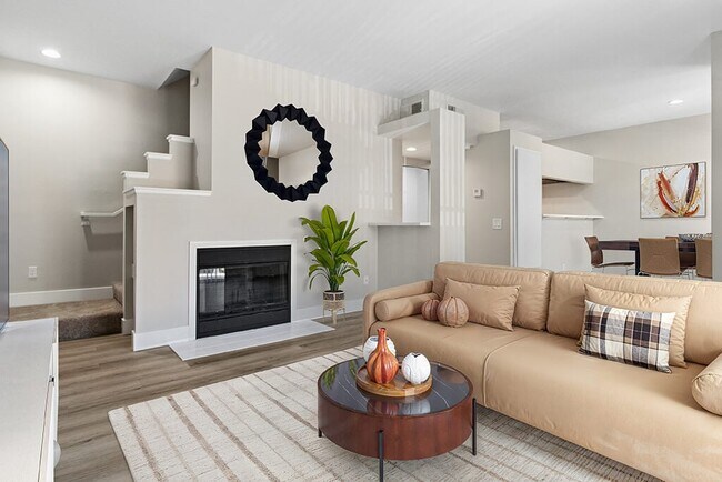 Building Photo - Marquessa Villas Apartments and Townhomes