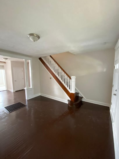 Building Photo - 2523 Aisquith St