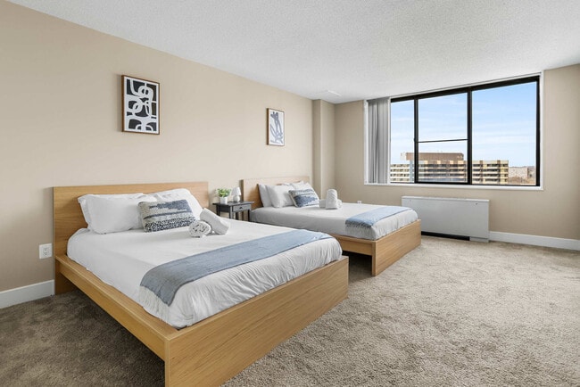 Foto del edificio - 1201 S Bell St