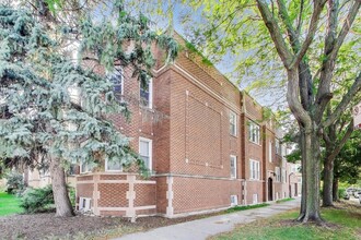 Building Photo - 3921 N Long Ave