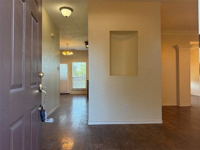 Foto del edificio - 1438 Kingsley Dr