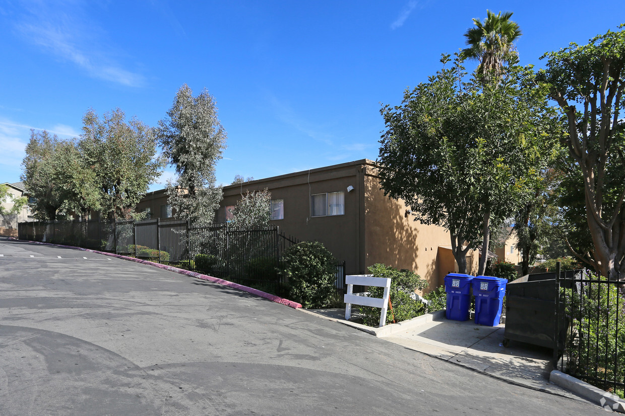 Building Photo - Alturas Lane Apartments