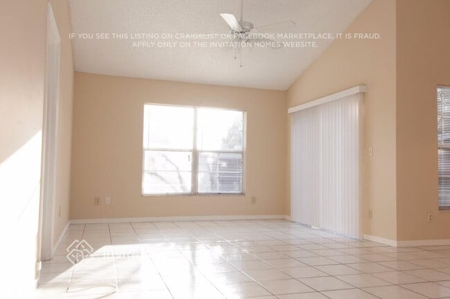 Building Photo - 12710 Dunhill Dr