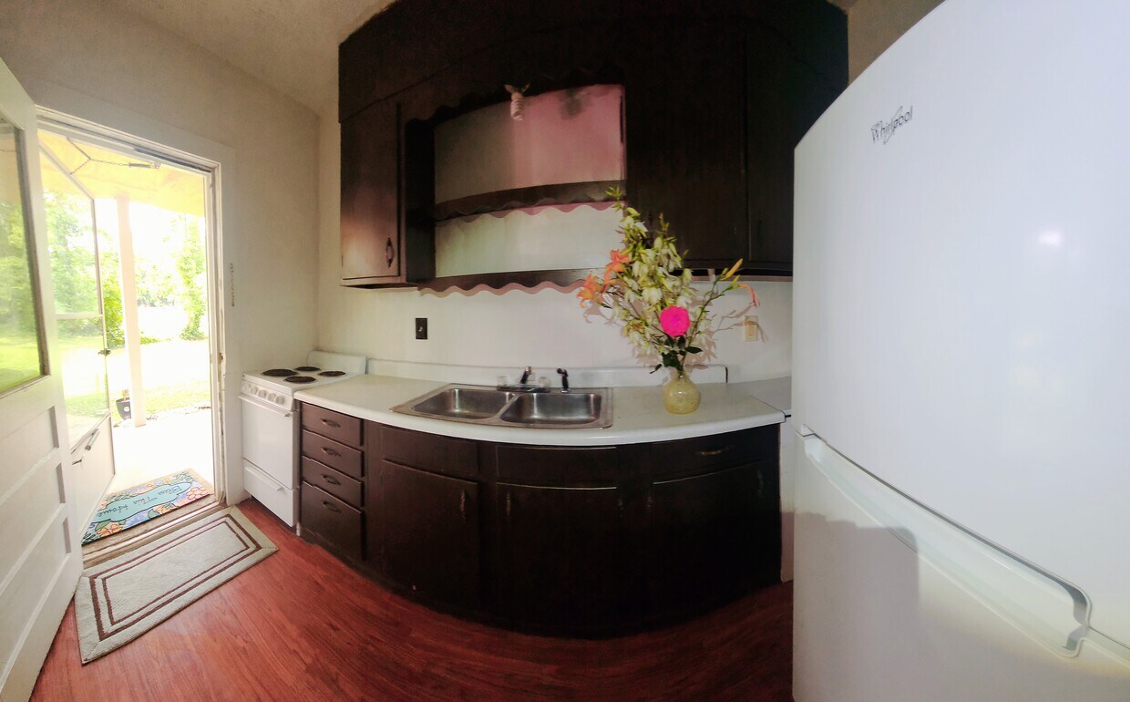 1004 W Main St Unit SUITE, Marion, IL 62959 Apartments in Marion, IL