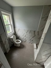 Building Photo - 2 Whelan Pl