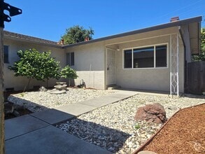 Building Photo - 941 Miller Ave